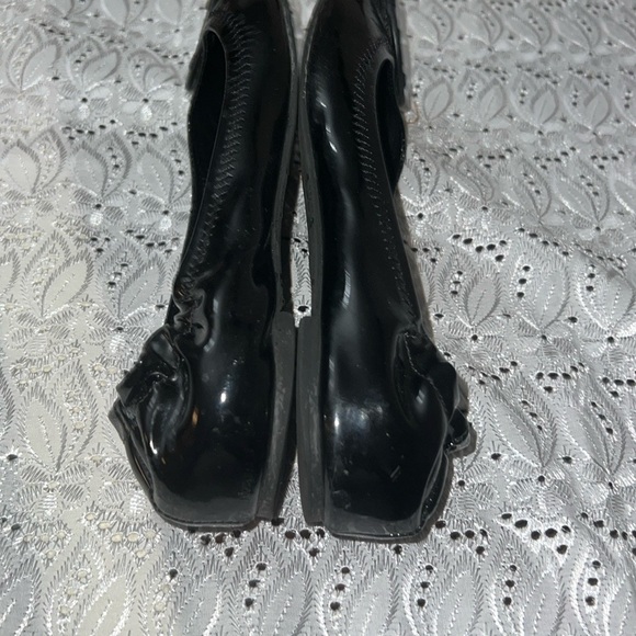 Tory Burch Black Leather Loafers Flats - Picture 6 of 7